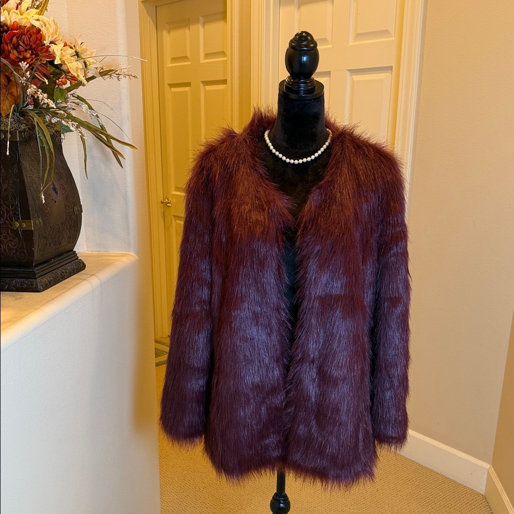 Forever 21 Plush Burgundy Faux Fur Jacket Large